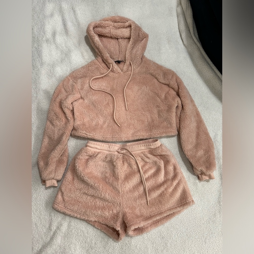 Pink cozy set